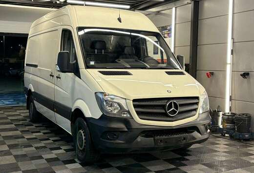 Mercedes-Benz 216 2.1 CDI  BJ.2014  KM.260.172  AUTOM ...