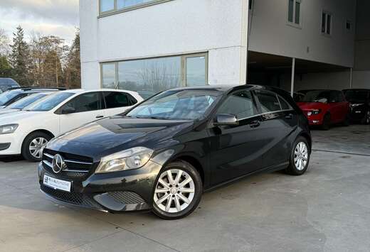 Mercedes-Benz A 180 AMG Line