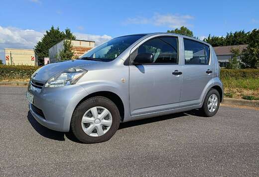 Daihatsu 1.0i Essence - Prête à Immatriculer - Euro ...