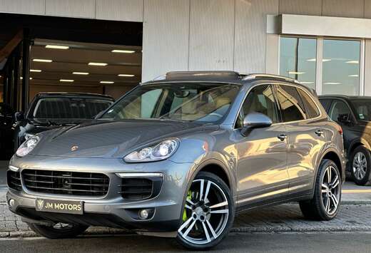 Porsche S Hybrid  Camera  Panodak  Trekhaak  C