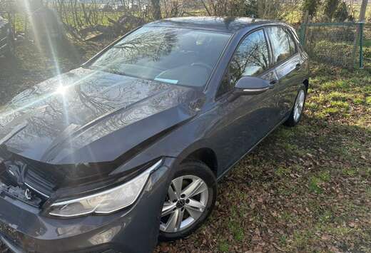 Volkswagen Golf 8 1.0 eTSI Life Business Premium OPF  ...