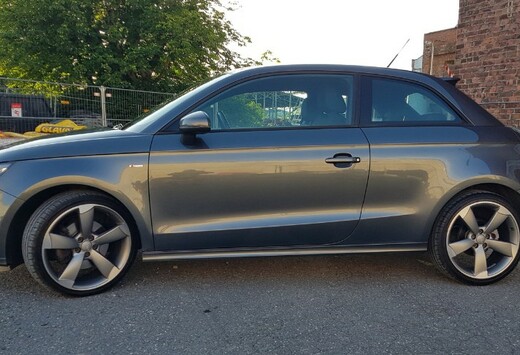 AUDI A1 1.4 TFSI S-TRONIC 122CH FULL S-LINE