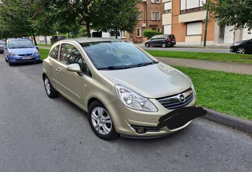 Opel Corsa+1.2i+XE+16v+Edition+Kim+Clijsters