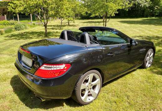 Mercedes-Benz SLK 200 (BlueEFFICIENCY)