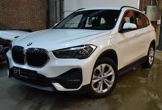 BMW xDrive25e Plug in Hybride Benzine Leder LED