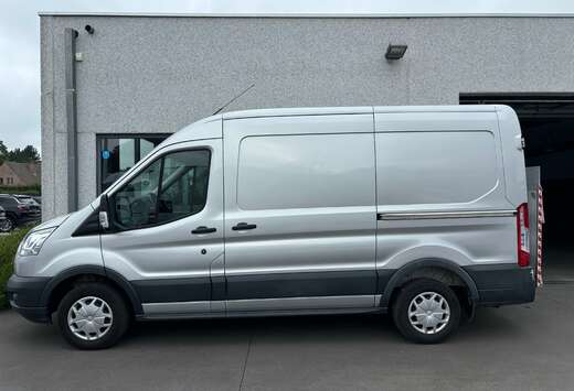 Ford L2H2 3pl. 6 deuren Laadbrug CAM NAVI A/C