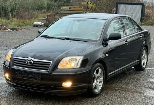 Toyota Avensis 1.8 Selektion