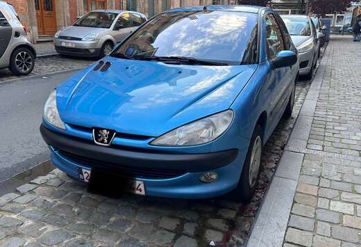 Peugeot 75 Premium