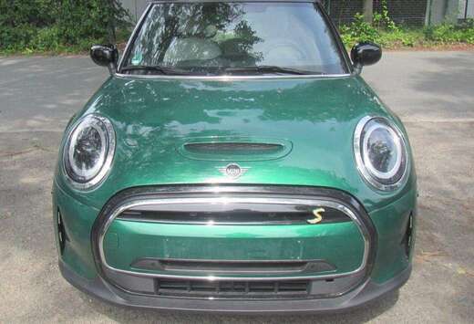 MINI Mini Cooper SE Electric Trim