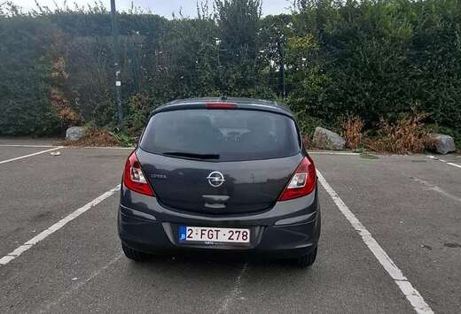 Opel 1.2i Essentia