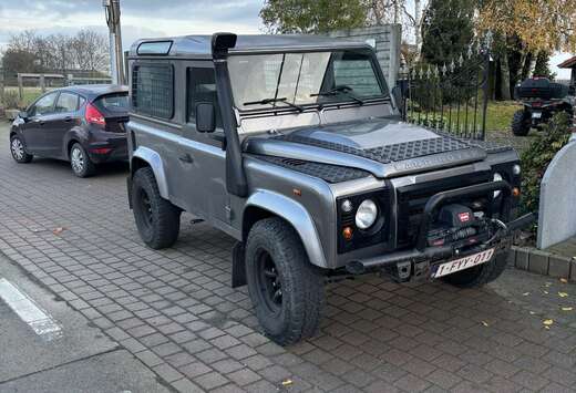 Land Rover 90 Station Wagon E