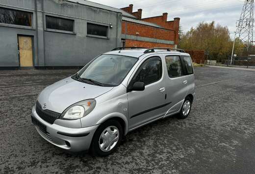 Toyota 1.3i 16v AIRCO CLIMATISÉ VÉHICULE ALLEMAND