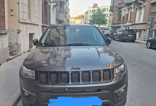 Jeep 1.4 Turbo 4x2 Night Eagle (EU6d)