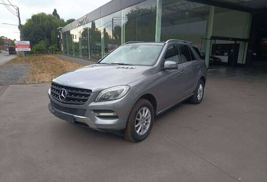 Mercedes-Benz ML 350 BlueTEC - 17\