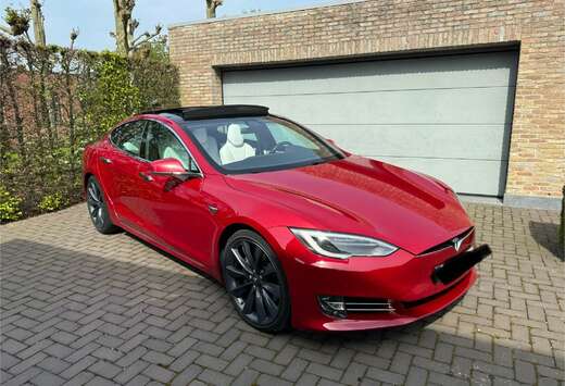 Tesla Model S 90D Allradantrieb