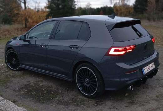 Volkswagen Golf 8 GTI