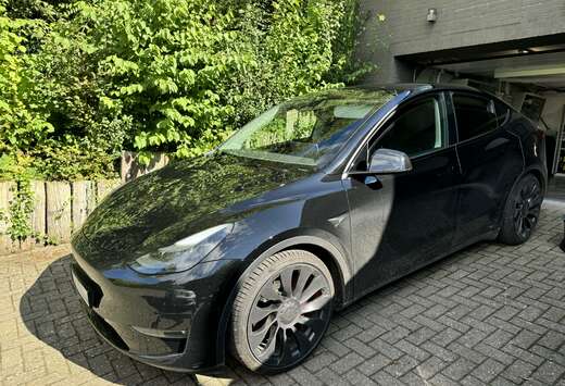 Tesla Model Y  Performance (534PK) BTW AFTREKBAAR