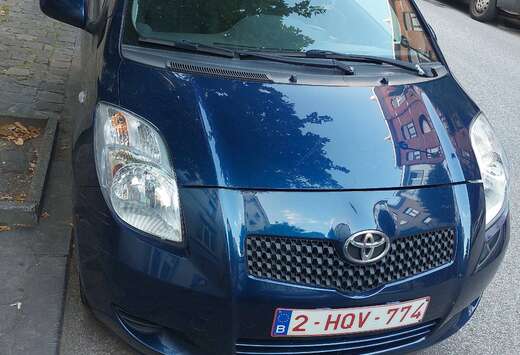 Toyota 1.3i VVT-i 16v Linea Sol