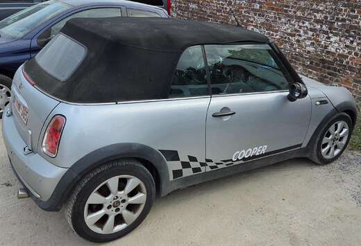 MINI Mini Cabriolet 1.6i 16v Cooper