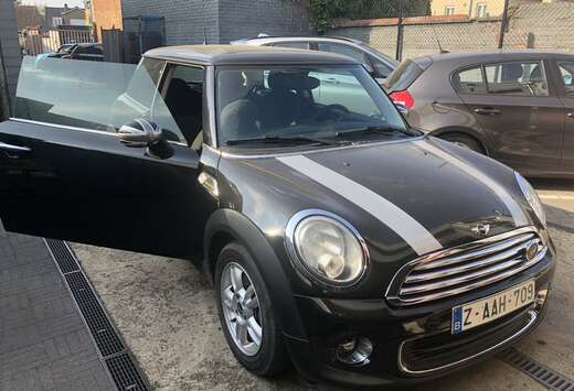 MINI 1.6i Brick Line