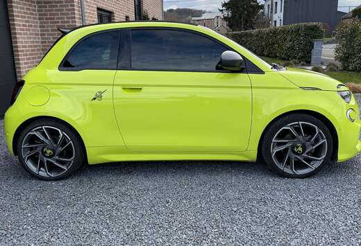Abarth Cabrio 42 kWh Scorpionissima/ Sound Generator.