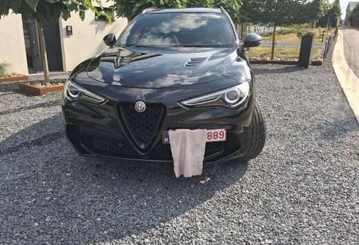 Alfa Romeo 2.9 V6 510ch AT8 Quadrifoglio