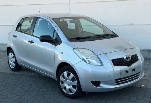 Toyota 1.0i VVT-i Yaris