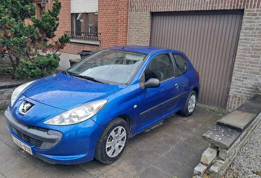 Peugeot 206  1.1i Trendy