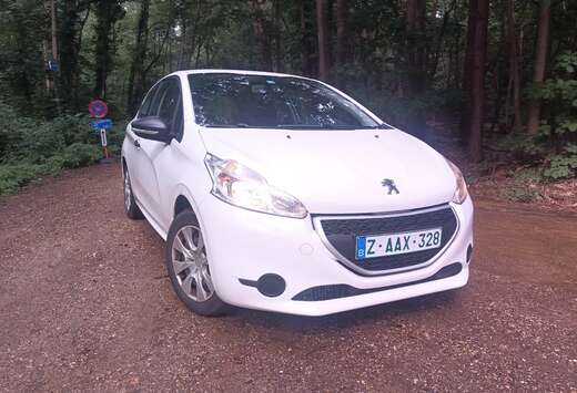 Peugeot 208 82 PureTech Style