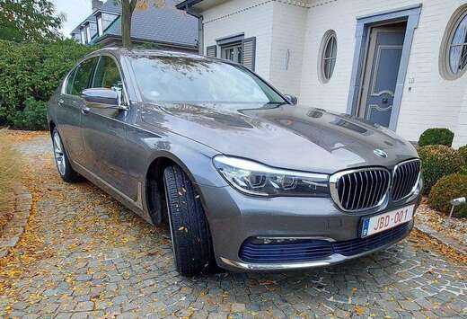 BMW 740i