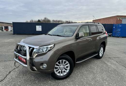 Toyota 2.8 D-4D Automatik Executive 5PL / Export Afri ...