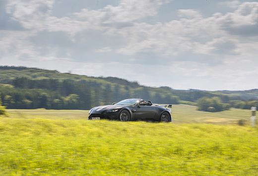 Aston Martin Vantage Roadster F1 Edition - Pace car