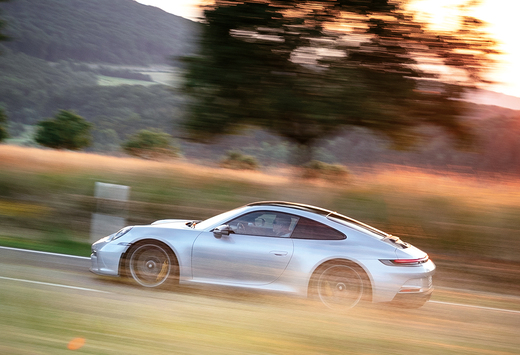 Porsche 911 GT3 Touring - ingetogen razernij