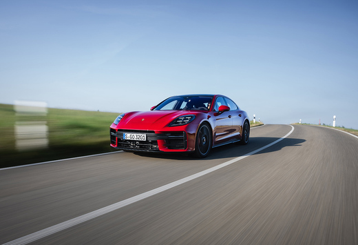 2024 Porsche Panamera GTS