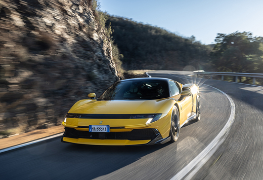 Review Ferrari 849 Testarossa (2026)