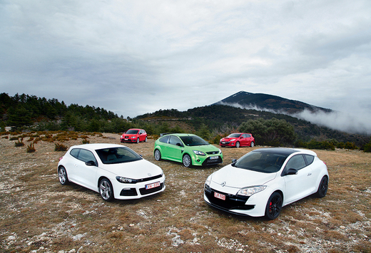 Ford Focus RS, Renault Mégane RS Cup, Volkswagen Scirocco R, Seat Leon Cupra R, Mazda 3 MPS : Voor(wiel)trekkers