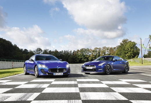 Maserati Granturismo MC Stradale vs Nissan GT-R : Bleu pétrole