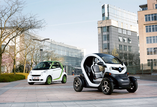 Renault Twizy vs Smart Fortwo Electric Drive : Stadsspeeltjes