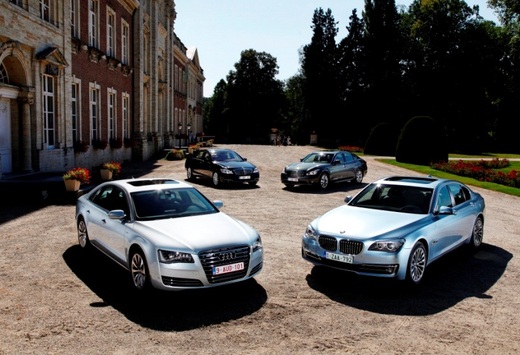 Audi A8 Hybrid, BMW ActiveHybrid 7, Infiniti M35h en Mercedes S 400 Hybrid : Voor groene CEO's