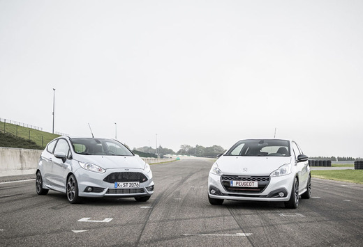 Ford Fiesta ST200 vs Peugeot 208 GTi