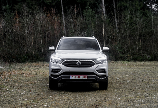 SsangYong Rexton e-XDi 220D : Polyvalent