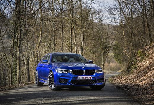 BMW M5: Superberline