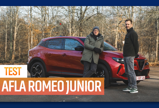 Onder Stellantis-bewind is Alfa Romeo op zoek naar een tweede adem. En daarvoor rekenen de Italianen in de eerste plaats op de nieuwe Junior. In deze Gewikt & Gewogen gaan Steven en Klaas na of dit SUV'tje de juiste snaren beroert om ook een hit te schrijven.