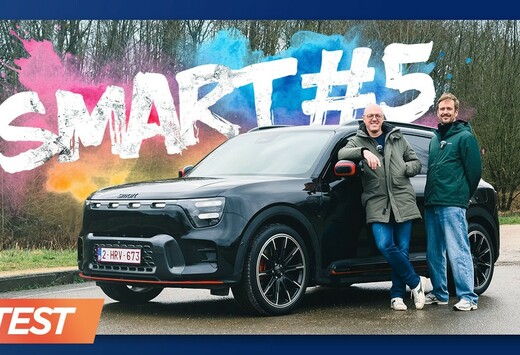 Een Smart met een lengte van 4,7 meter... Het blijft wennen, want met de hypercompacte ForTwo van destijds heeft de nieuwe #5 nog weinig gemeen. Of toch? Steven en Klaas gaan op onderzoek!