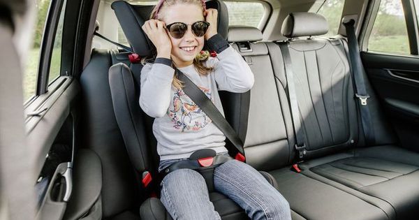 neef Hoelahoep door elkaar haspelen Kinderzitjes en kinderen in de auto - AutoGids