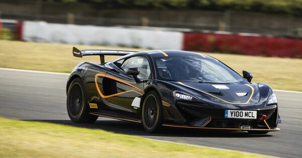 Test McLaren 620R: de R van racy | AutoGids