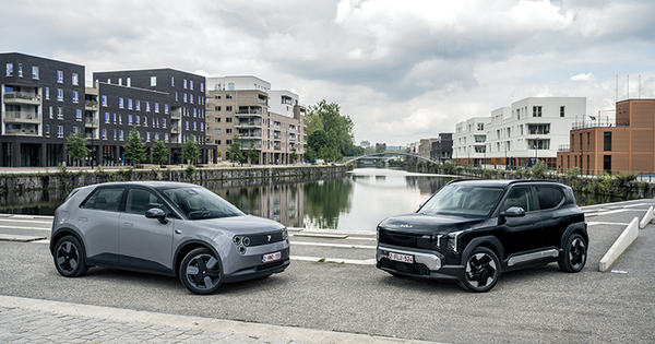 Vergelijkende test Tweekamp EV's: Firefly vs. Kia EV2 42,2 kWh - Welke kiezen? | AutoGids