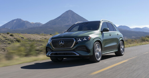Essai Mercedes GLE 450 e 4MATIC (2027): Un restylage ambitieux! | Moniteur Automobile