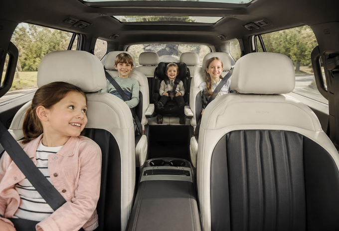 Les voitures pour familles avec enfants les plus innovantes en 2026 #1