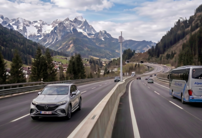Autoroute en Autriche - Photo IA